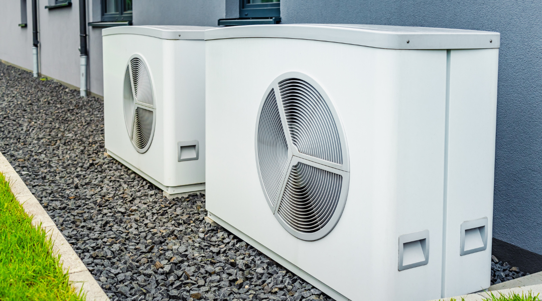 PAC air-eau ou air-air : laquelle pour votre logement ?